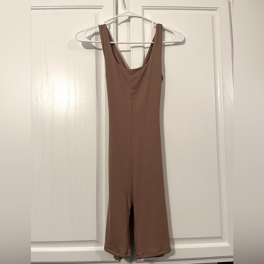 SOLD!! NWOT Naked Wardrobe Love U Knot cutout romper - Size L - Picture 3 of 6